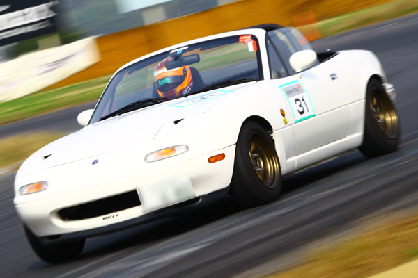 185CUP参戦車両
