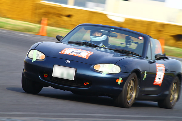 185CUP参戦車両