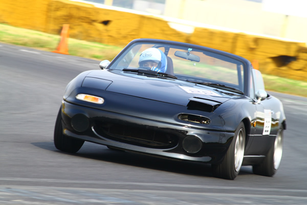 185CUP参戦車両