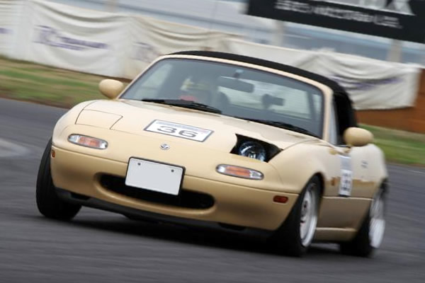 185CUP参戦車両